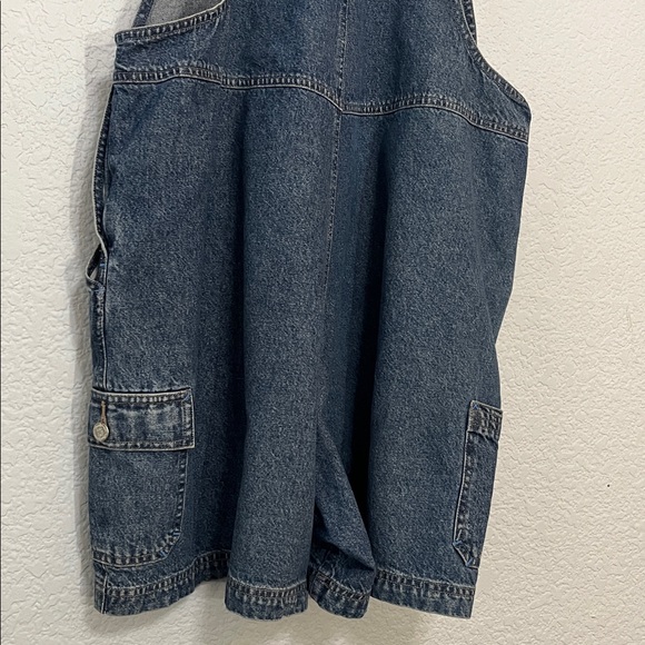 Disney Winnie the Pooh Denim Overall Short - Picture 14 of 17